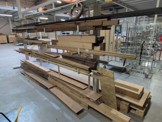 Partij houtplaatmateriaal, planken en latten